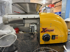 Denzo Xtreme Oil Press Machine 1800W Hot & Cold Oil Expeller