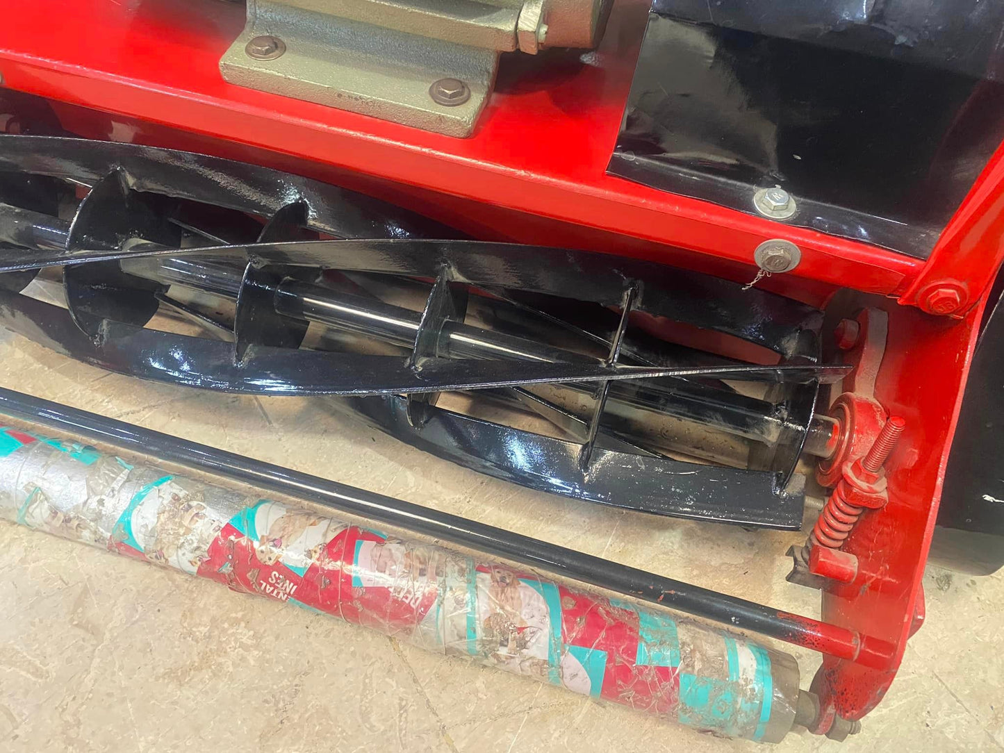 LAWN MOVER (Motor Engine)