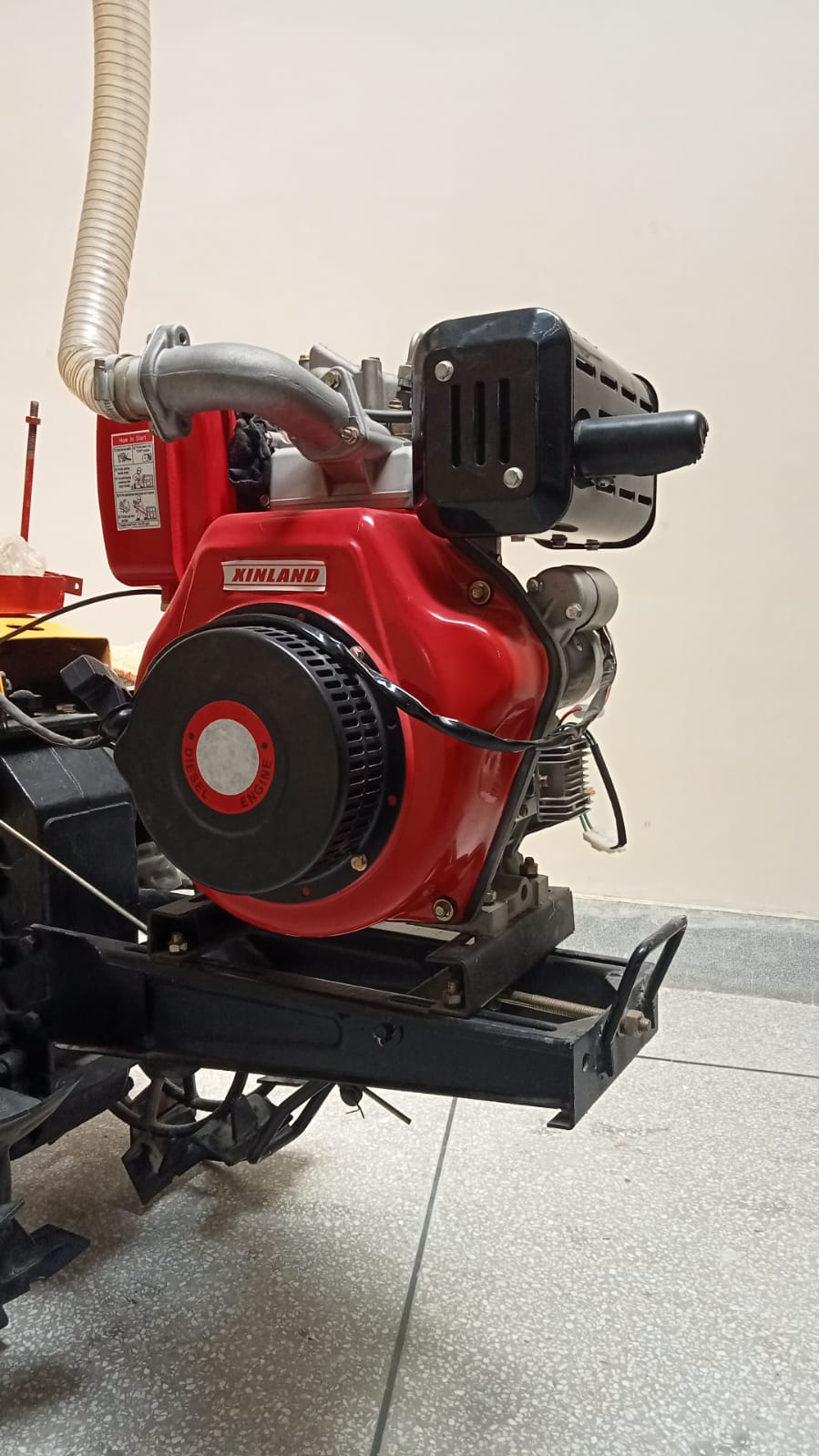 Earthing Up Tiller 1500