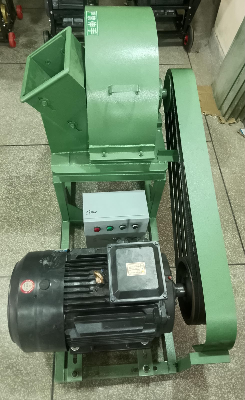 Wood Crusher Machine